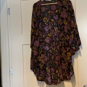 Torrid SIZE 1/2 floral kimono